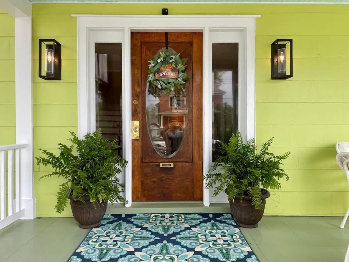 Key Lime Cottage Steps From Cape Charles Beach ภายนอก รูปภาพ