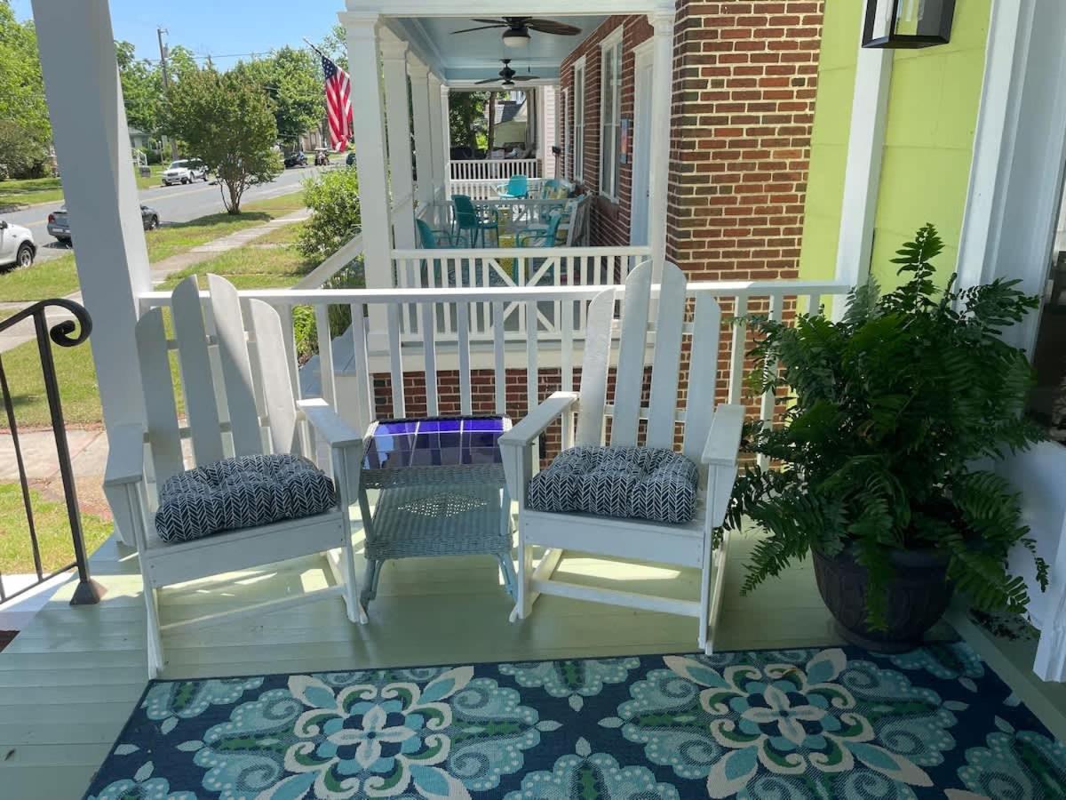 Key Lime Cottage Steps From Cape Charles Beach ภายนอก รูปภาพ